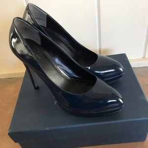 Pour La Victoire Porshia platform Navy pumps